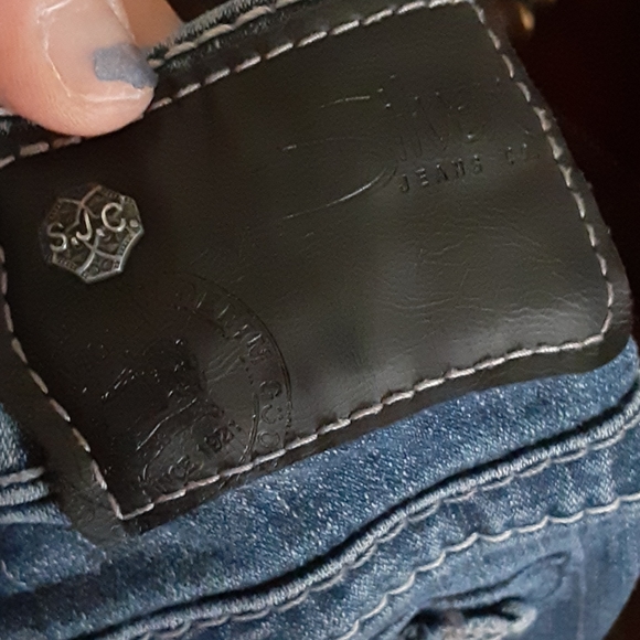 Jeans - Picture 4 of 4